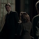 OUTLANDER_-_E1X08_BOTH_SIDES_NOW_0234.jpg