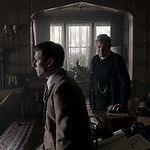 OUTLANDER_-_E1X08_BOTH_SIDES_NOW_0454.jpg