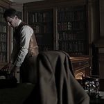 OUTLANDER_-_E1X08_BOTH_SIDES_NOW_0524.jpg