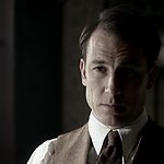 OUTLANDER_-_E1X08_BOTH_SIDES_NOW_0639.jpg