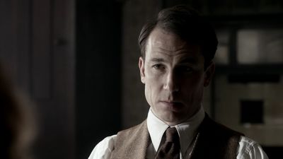 OUTLANDER_-_E1X08_BOTH_SIDES_NOW_0645.jpg