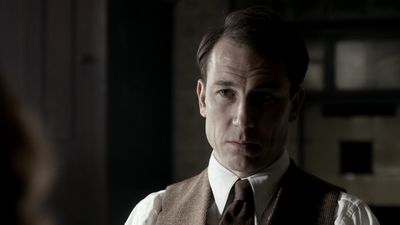 OUTLANDER_-_E1X08_BOTH_SIDES_NOW_0652.jpg