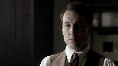 OUTLANDER_-_E1X08_BOTH_SIDES_NOW_0660.jpg