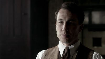 OUTLANDER_-_E1X08_BOTH_SIDES_NOW_0670.jpg