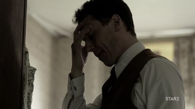 OUTLANDER_-_E1X08_BOTH_SIDES_NOW_0692.jpg