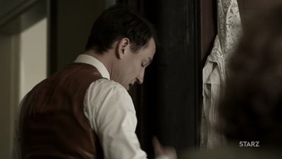 OUTLANDER_-_E1X08_BOTH_SIDES_NOW_0694.jpg