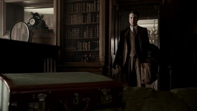 OUTLANDER_-_E1X08_BOTH_SIDES_NOW_0724.jpg