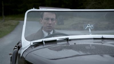 OUTLANDER_-_E1X08_BOTH_SIDES_NOW_0733.jpg