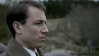 OUTLANDER_-_E1X08_BOTH_SIDES_NOW_0759.jpg