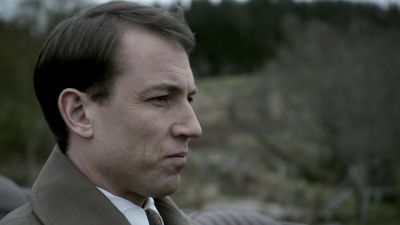 OUTLANDER_-_E1X08_BOTH_SIDES_NOW_0763.jpg