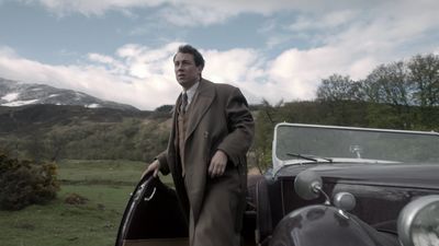 OUTLANDER_-_E1X08_BOTH_SIDES_NOW_0777.jpg