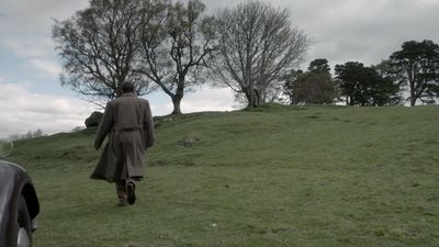OUTLANDER_-_E1X08_BOTH_SIDES_NOW_0783.jpg
