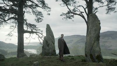 OUTLANDER_-_E1X08_BOTH_SIDES_NOW_0799.jpg