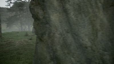 OUTLANDER_-_E1X08_BOTH_SIDES_NOW_0807.jpg