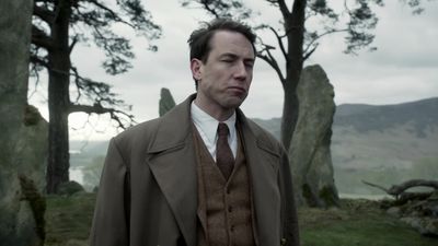OUTLANDER_-_E1X08_BOTH_SIDES_NOW_0815.jpg