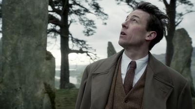 OUTLANDER_-_E1X08_BOTH_SIDES_NOW_0817.jpg