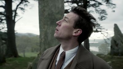 OUTLANDER_-_E1X08_BOTH_SIDES_NOW_0819.jpg