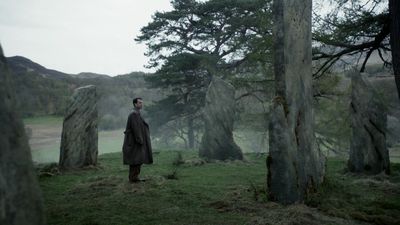 OUTLANDER_-_E1X08_BOTH_SIDES_NOW_0834.jpg