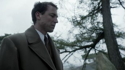 OUTLANDER_-_E1X08_BOTH_SIDES_NOW_0843.jpg