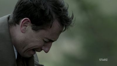 OUTLANDER_-_E1X08_BOTH_SIDES_NOW_0859.jpg