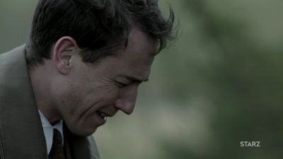 OUTLANDER_-_E1X08_BOTH_SIDES_NOW_0863.jpg