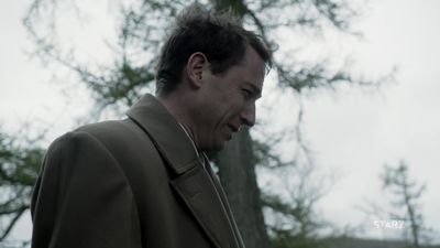 OUTLANDER_-_E1X08_BOTH_SIDES_NOW_0870.jpg