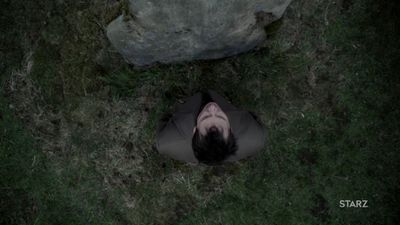 OUTLANDER_-_E1X08_BOTH_SIDES_NOW_0872.jpg