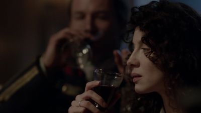 OUTLANDER_-_E1X08_BOTH_SIDES_NOW_1012.jpg
