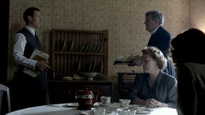 OUTLANDER_-_E1X08_BOTH_SIDES_NOW_1036.jpg