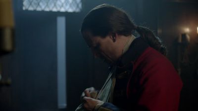 OUTLANDER_-_E1X08_BOTH_SIDES_NOW_1053.jpg