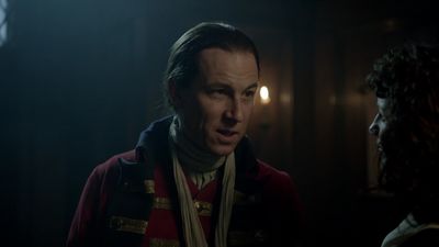 OUTLANDER_-_E1X08_BOTH_SIDES_NOW_1077.jpg
