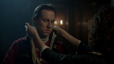 OUTLANDER_-_E1X08_BOTH_SIDES_NOW_1083.jpg