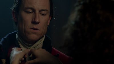 OUTLANDER_-_E1X08_BOTH_SIDES_NOW_1092.jpg