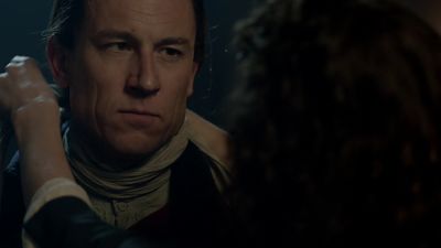 OUTLANDER_-_E1X08_BOTH_SIDES_NOW_1098.jpg
