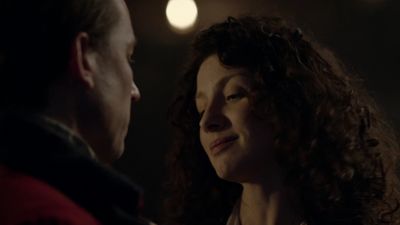 OUTLANDER_-_E1X08_BOTH_SIDES_NOW_1112.jpg