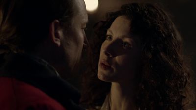 OUTLANDER_-_E1X08_BOTH_SIDES_NOW_1130.jpg