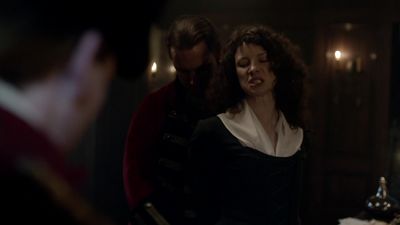 OUTLANDER_-_E1X08_BOTH_SIDES_NOW_1185.jpg