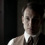 OUTLANDER_-_E1X08_BOTH_SIDES_NOW_0648.jpg