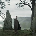 OUTLANDER_-_E1X08_BOTH_SIDES_NOW_0801.jpg