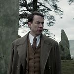 OUTLANDER_-_E1X08_BOTH_SIDES_NOW_0811.jpg