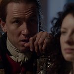 OUTLANDER_-_E1X08_BOTH_SIDES_NOW_1009.jpg