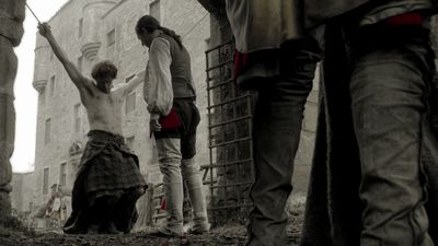 OUTLANDER_-_E1X12_LALLYBROCH_0016.jpg
