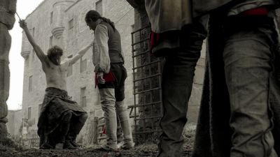 OUTLANDER_-_E1X12_LALLYBROCH_0019.jpg