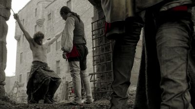 OUTLANDER_-_E1X12_LALLYBROCH_0020.jpg