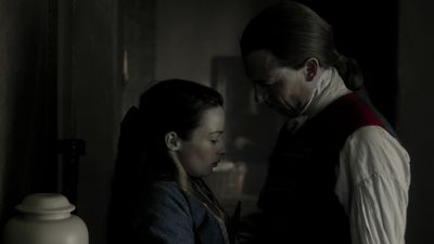 OUTLANDER_-_E1X12_LALLYBROCH_0068.jpg