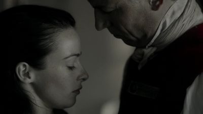OUTLANDER_-_E1X12_LALLYBROCH_0069.jpg
