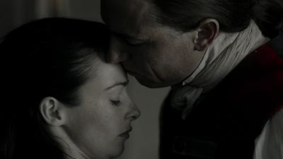 OUTLANDER_-_E1X12_LALLYBROCH_0078.jpg