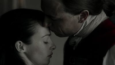 OUTLANDER_-_E1X12_LALLYBROCH_0080.jpg