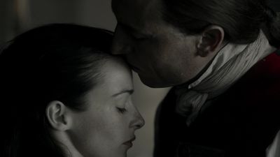 OUTLANDER_-_E1X12_LALLYBROCH_0088.jpg