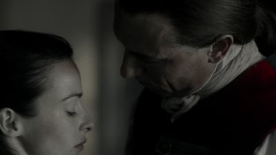 OUTLANDER_-_E1X12_LALLYBROCH_0096.jpg